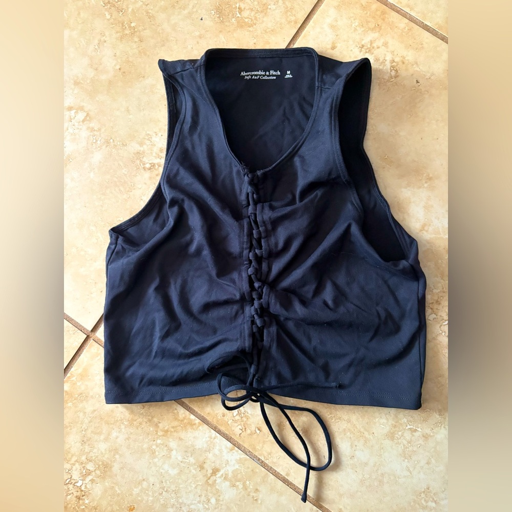Abercrombie & Fitch black tie crop top